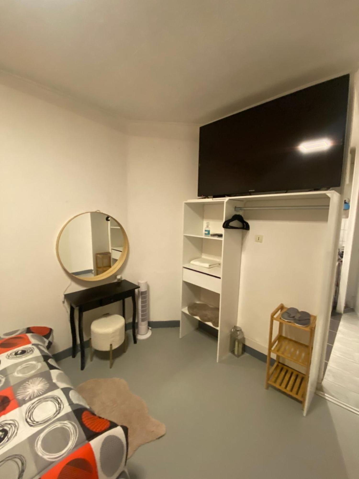 3 Communes Apartment Montreuil (Seine-Saint-Denis)